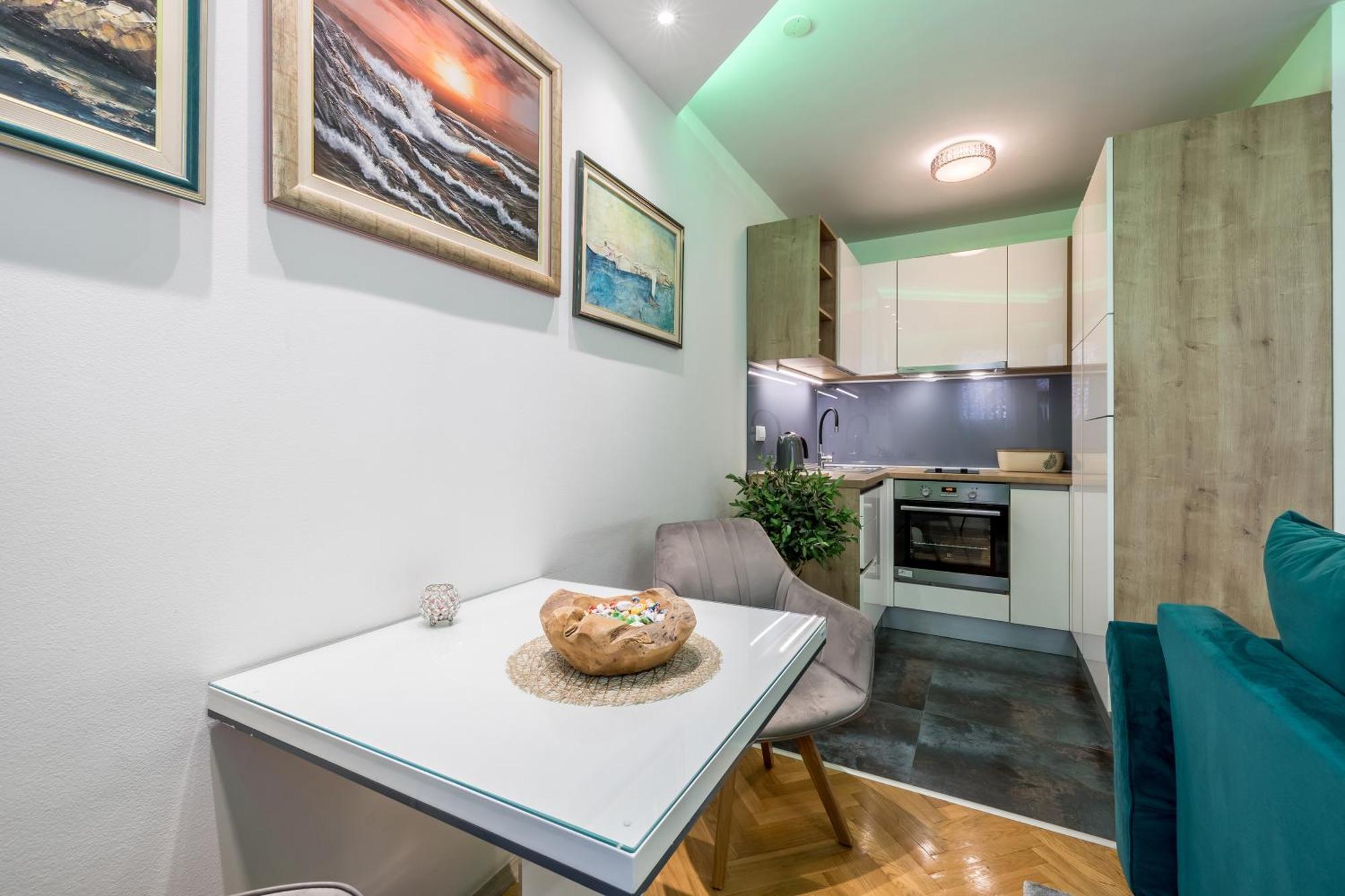 Noemi Luxury Apartment Solin Ngoại thất bức ảnh