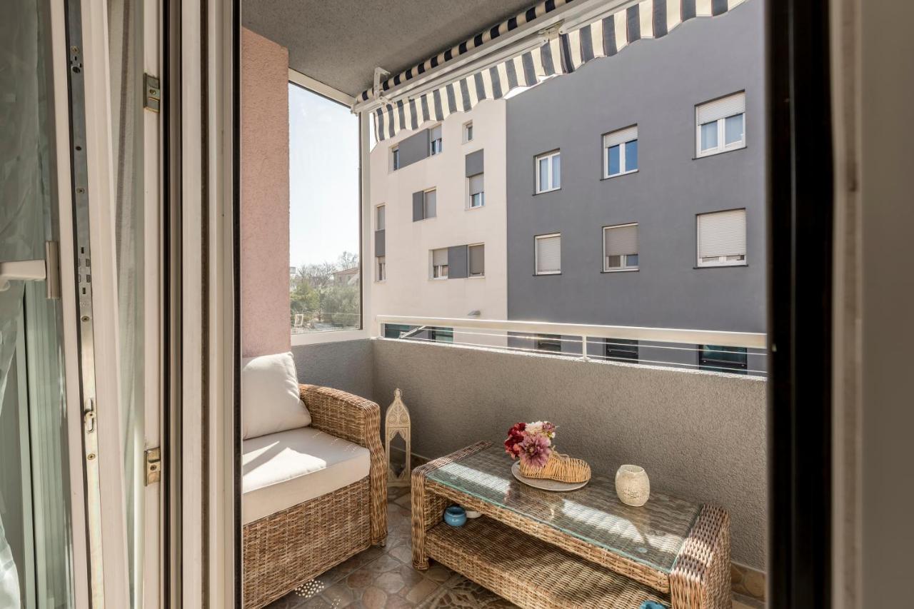 Noemi Luxury Apartment Solin Ngoại thất bức ảnh